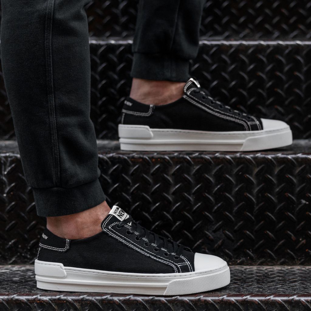 Men's Refresh | Black x White