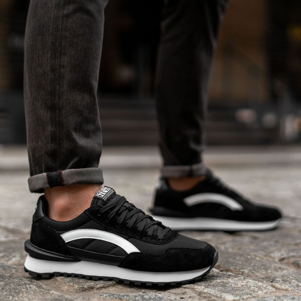 Men's Verge Lifestyle Running Sneaker In Black - Nothing New®